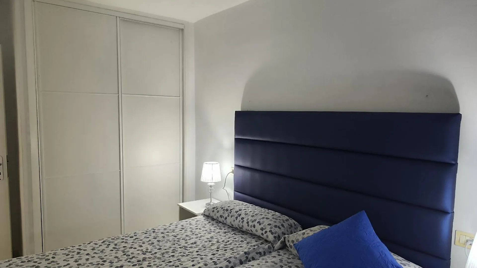 COMODORO Magnífico apartamento en la playa Los Cristianos